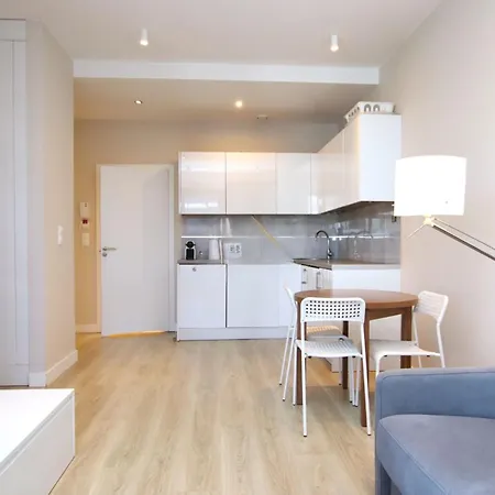 Moko Rar * ワルシャワ