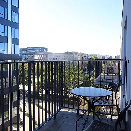 Moko Rar ワルシャワ